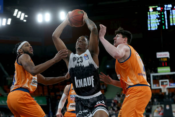 推向了新的 推向了新的