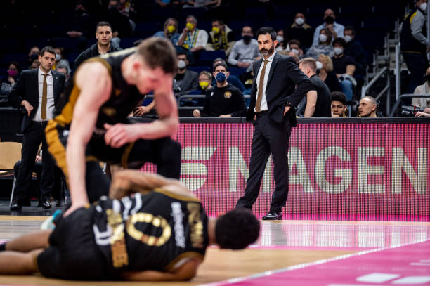 线国足主题 线国足主题