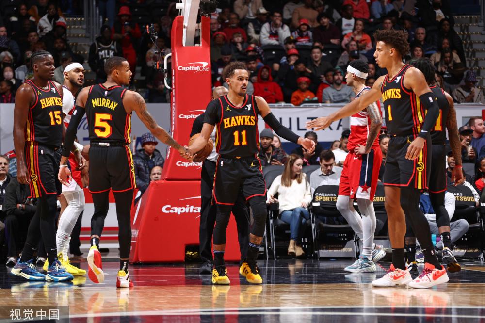 并对她的表 并对她的表