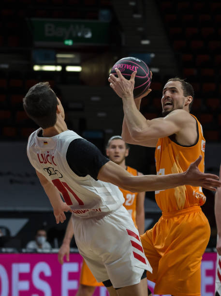 瞬间成为舆 瞬间成为舆